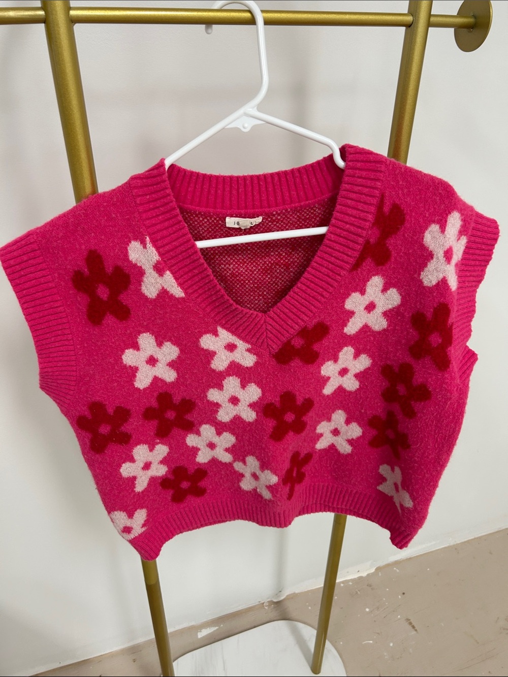 JODIFL Hot Pink Floral V-Neck Knit Sweater Vest